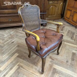 Křeslo chippendale chesterfield, dub masiv, kůže