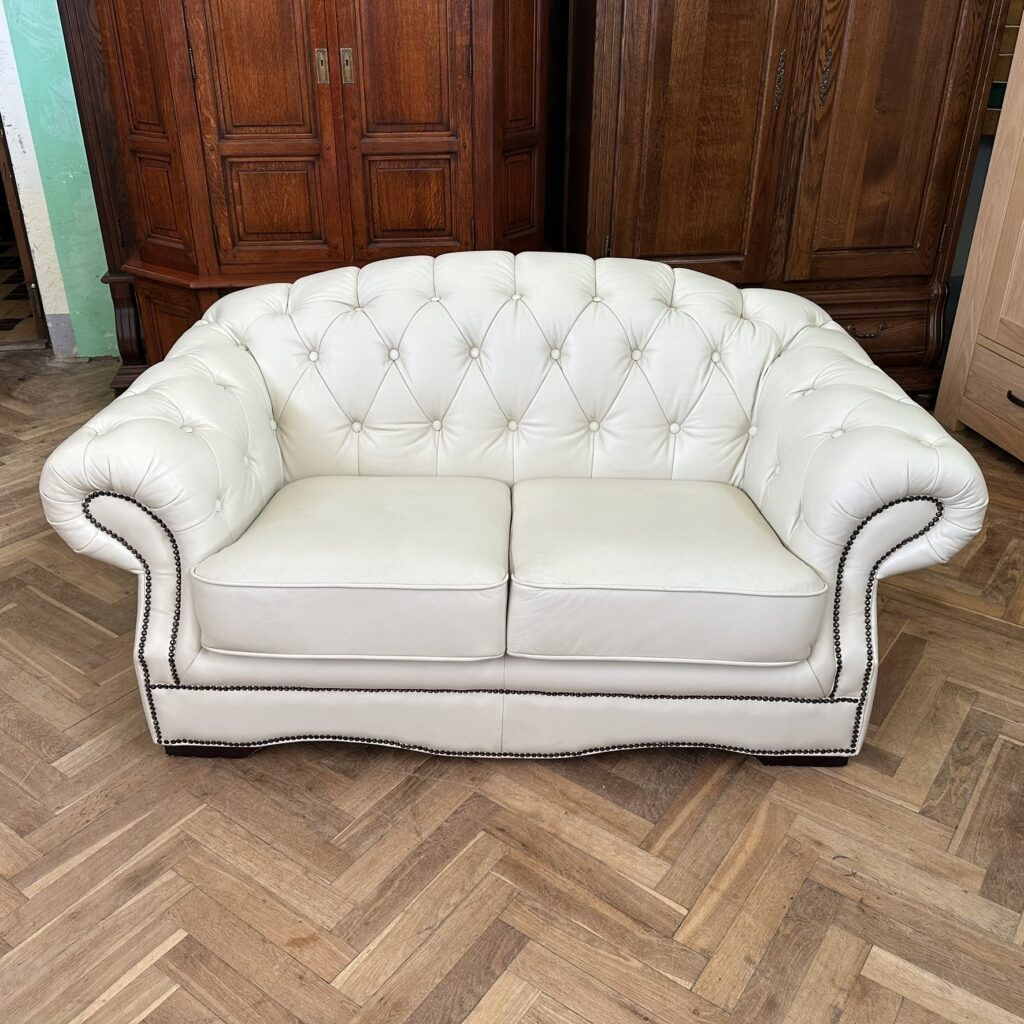Gauč Chesterfield pravá kůže, smetanová